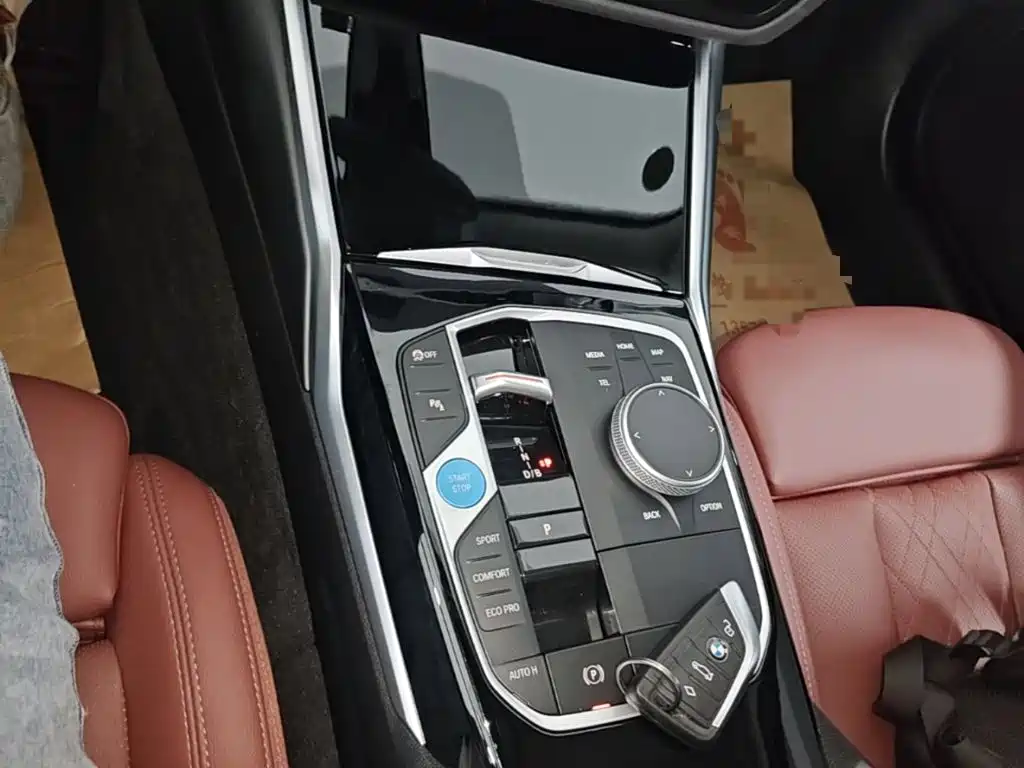BMW i3 2024 — фото 14