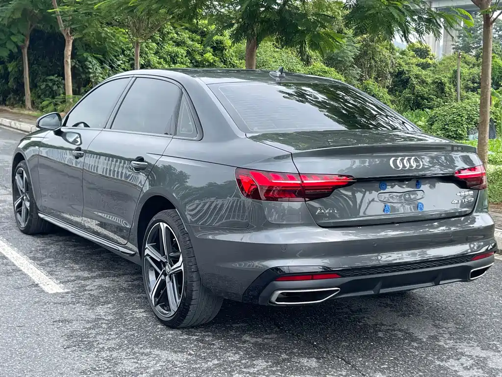 Audi A4L 2025 — фото 4