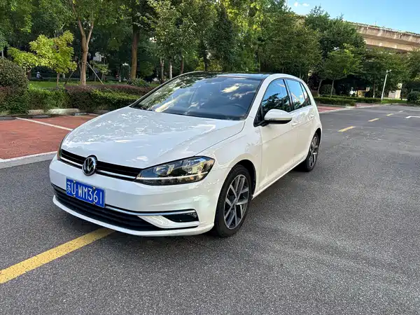 Volkswagen Golf 2020