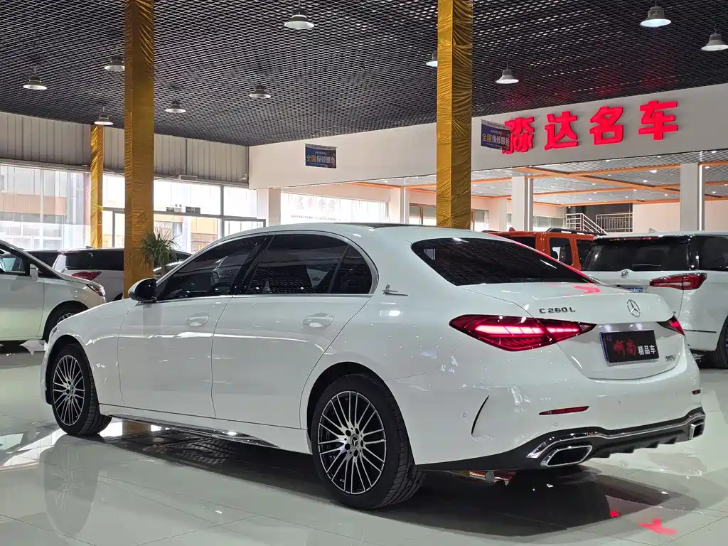 Mercedes-Benz C-Class 2023 — фото 14