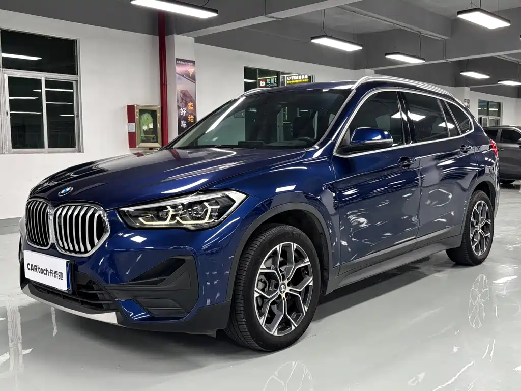 BMW X1 2020 — фото 1