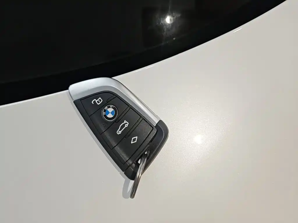 BMW i3 2024 — фото 9