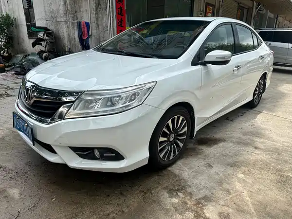 Honda Crider 2015