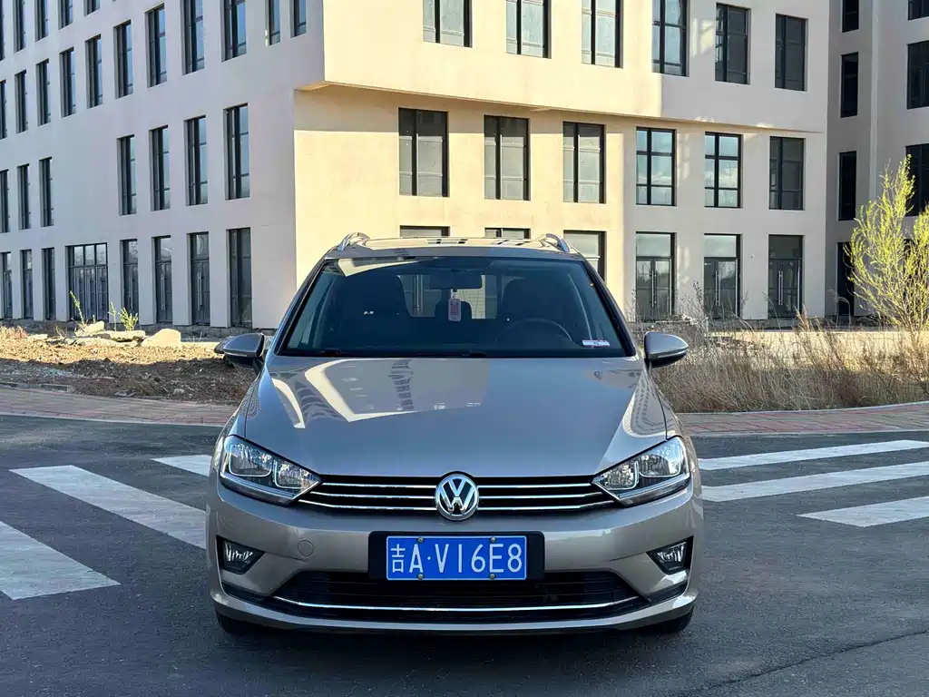 Volkswagen Golf Sportsvan 2017 — фото 2