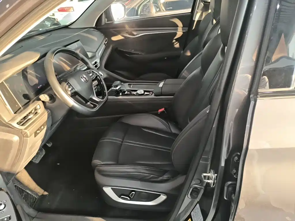 Changan CS75PLUS 2022 — фото 15