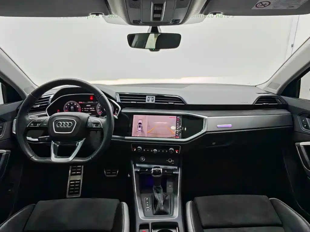 Audi Q3 2023 — фото 12