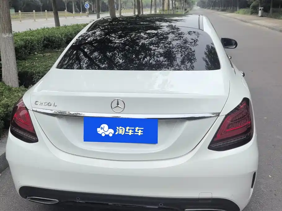 Mercedes-Benz C-Class 2022
