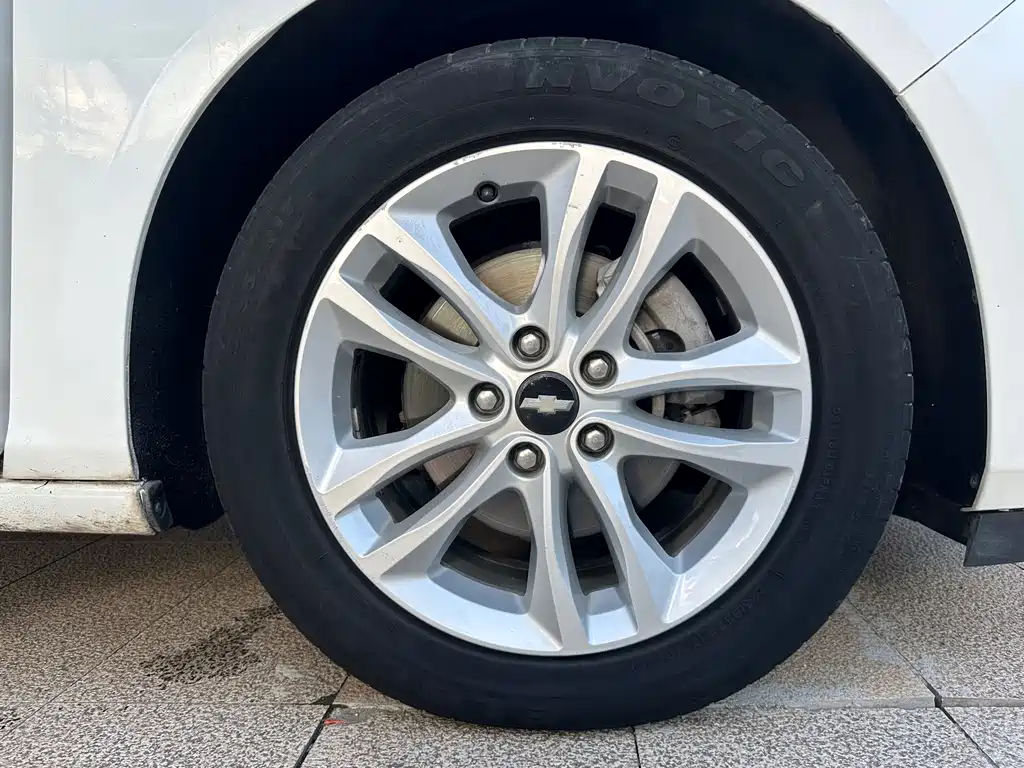 Chevrolet Malibu XL 2018 — фото 15