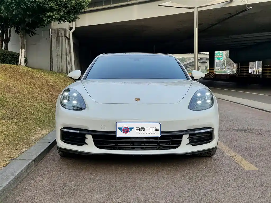 Porsche Panamera 2018 — фото 2