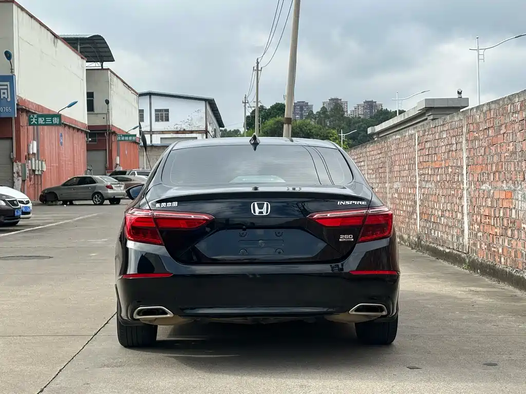 Honda Inspire 2021 — фото 9