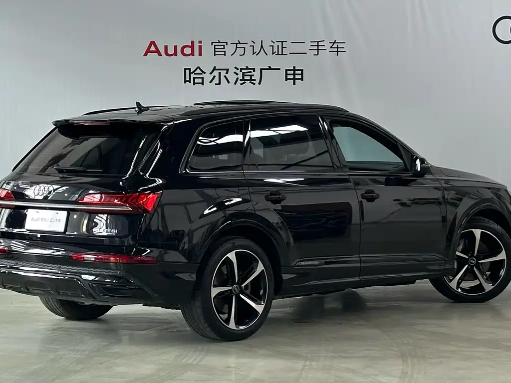 Audi Q7 2021 — фото 2