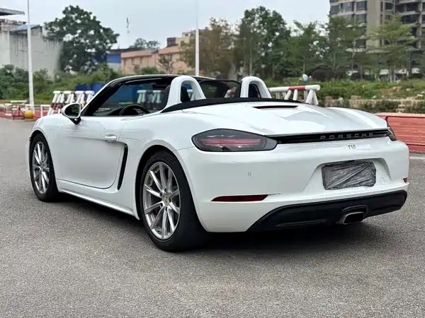 Porsche 718 2018