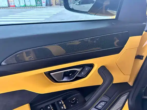 Lamborghini Urus 2022