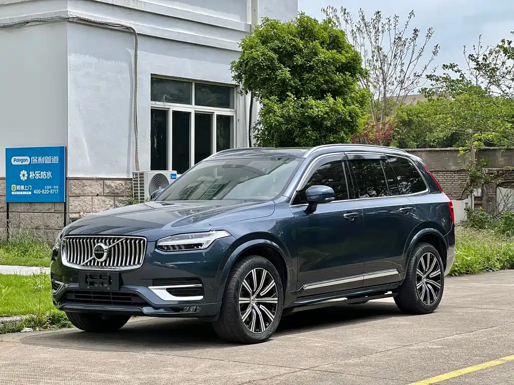Volvo XC90 2021 — фото 1