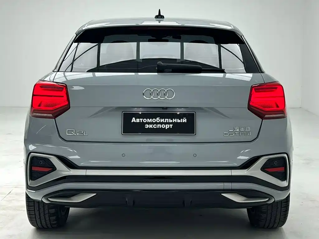 Audi Q2L 2022 — фото 16
