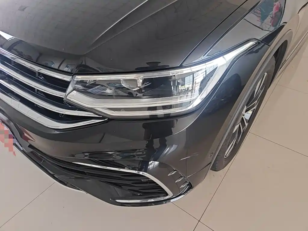 Volkswagen Tiguan L 2022 — фото 24