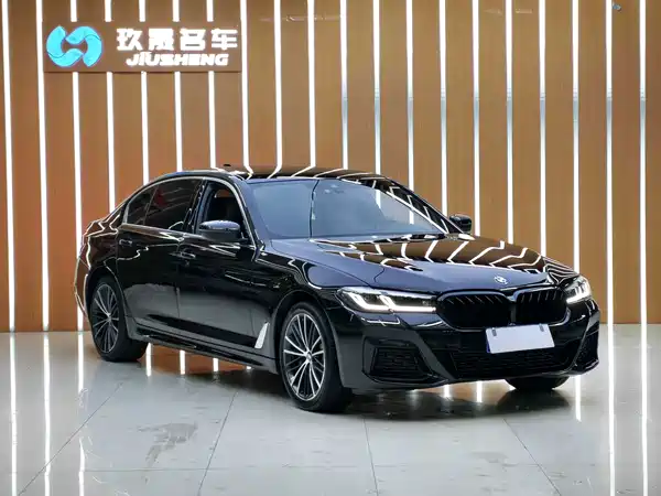 BMW 5 Series 2023