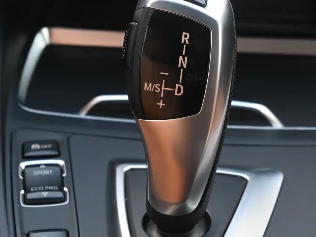 BMW 2 Series 2018 — фото 13