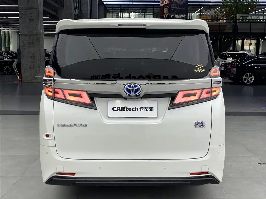 Toyota Vellfire 2020 — фото 3