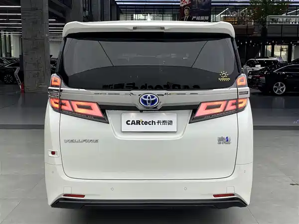 Toyota Vellfire 2020