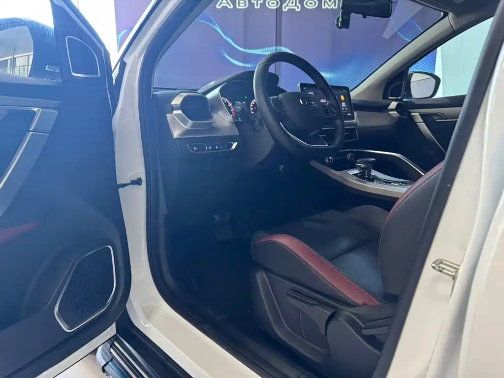 Geely Binyue 2022