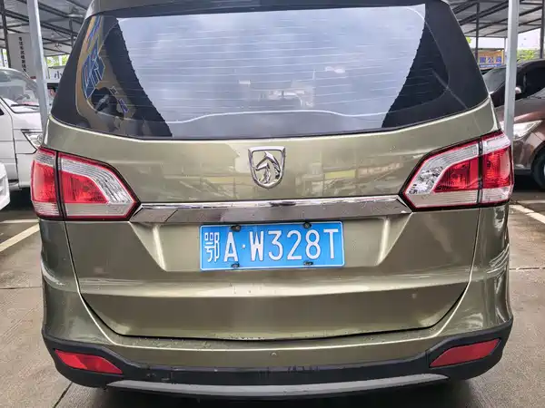 Baojun 730 2014