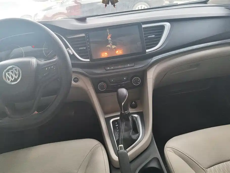 Buick Excelle 2017 — фото 13