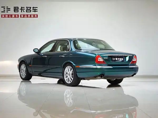 Jaguar XJ 2004