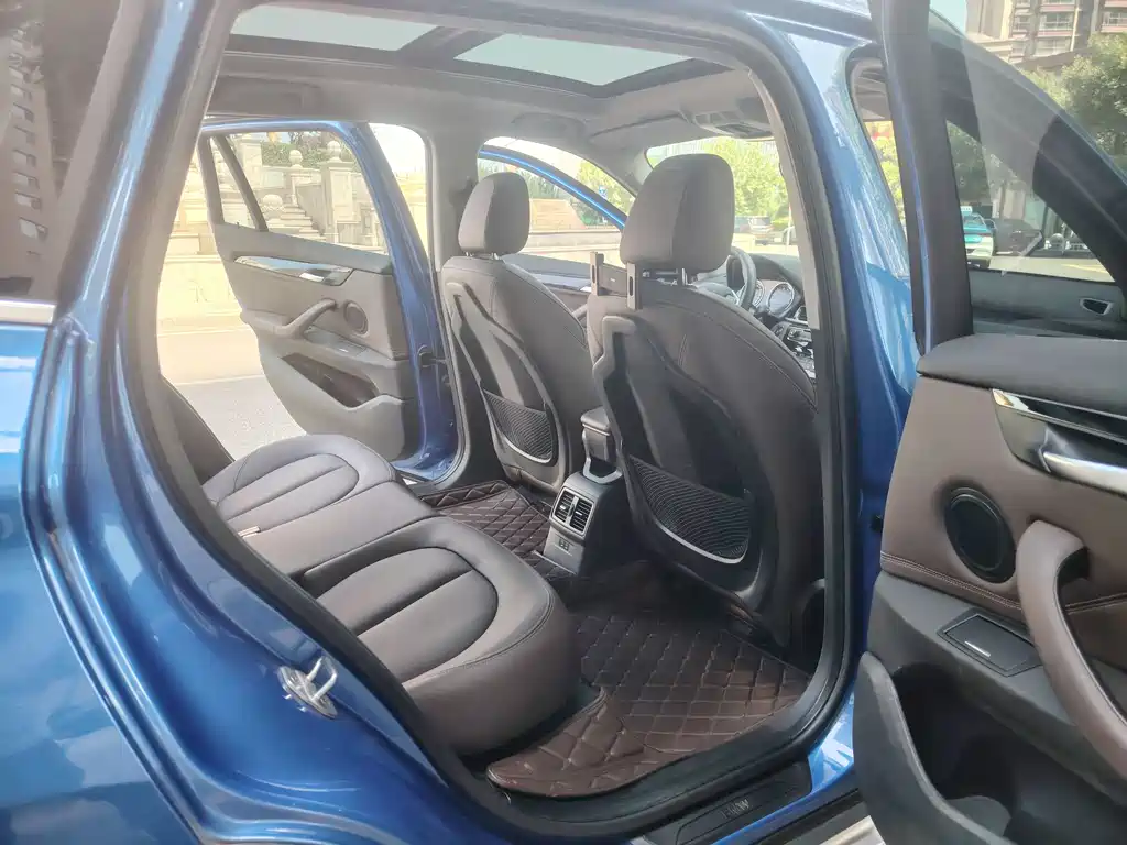 BMW X1 New Energy 2020 — фото 10