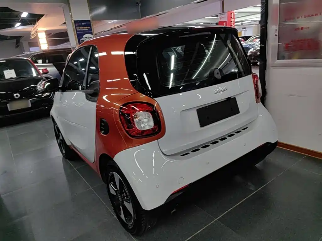 smart fortwo 2018 — фото 5