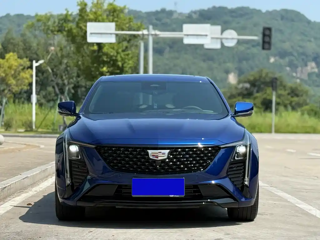 Cadillac CT5 2025 — фото 2