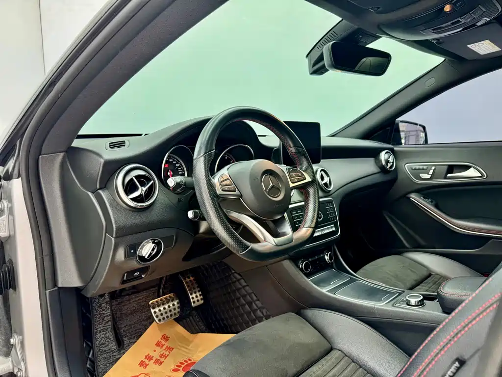 Mercedes-Benz CLA 2018