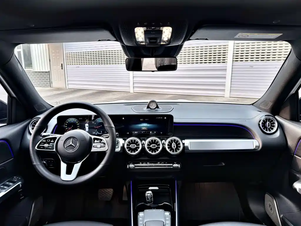 Mercedes-Benz GLB 2021 — фото 25