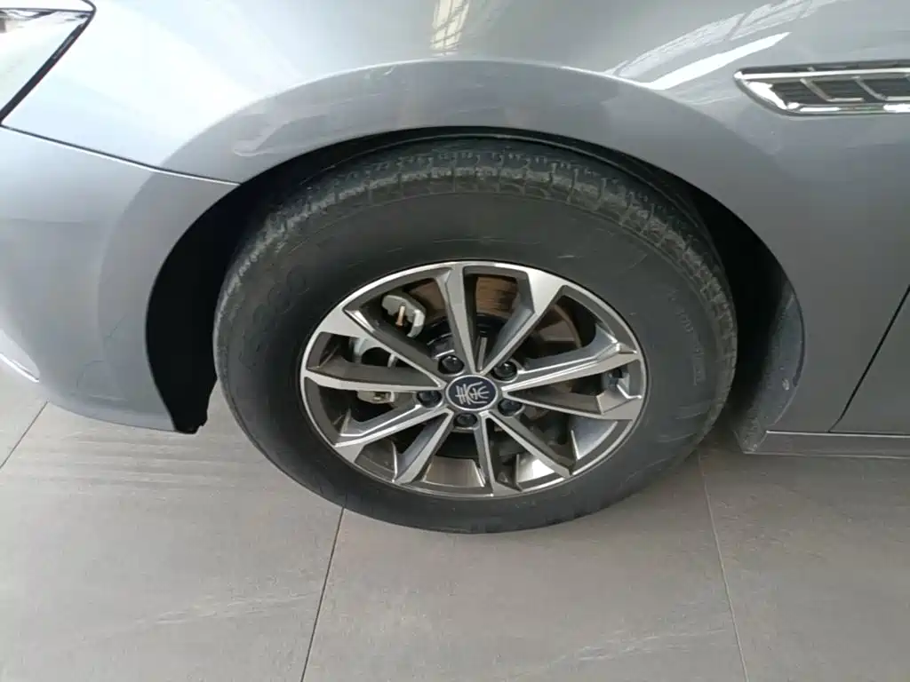 BYD Qin PLUS 2023 — фото 23