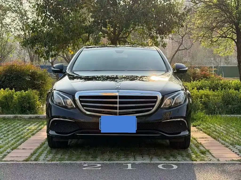 Mercedes-Benz E-Class 2018