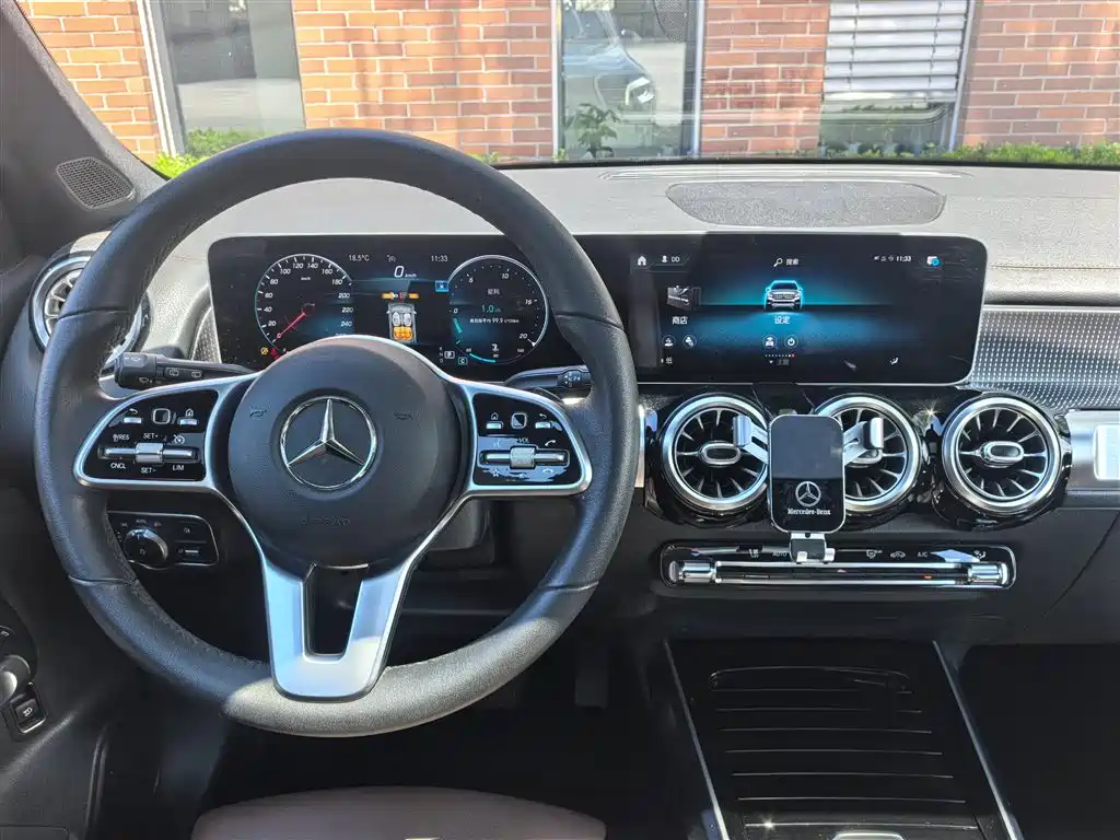 Mercedes-Benz GLB 2020 — фото 19