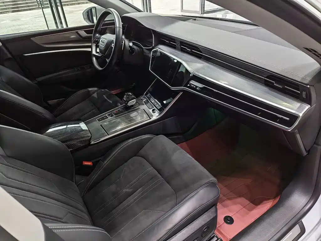 Audi A7L 2022 — фото 6