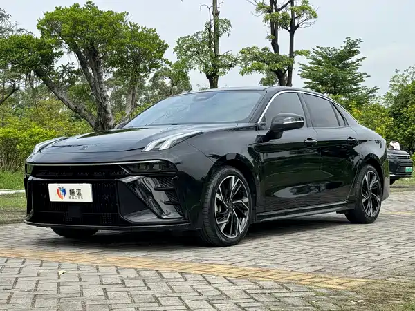 Lynk & Co 03 2023