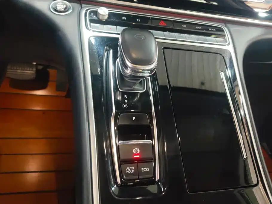 GAC Trumpchi M8 2021 — фото 16