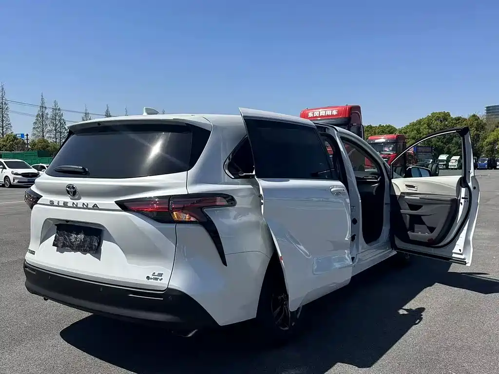 Toyota Sienna 2026 — фото 10