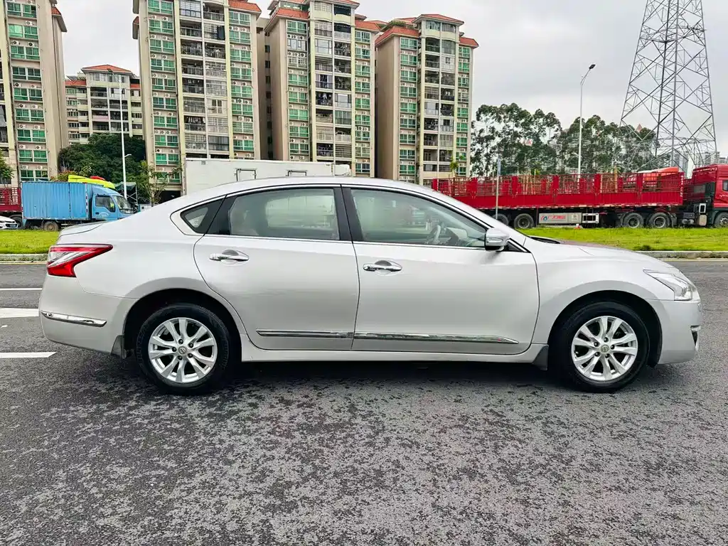 Nissan Teana 2013