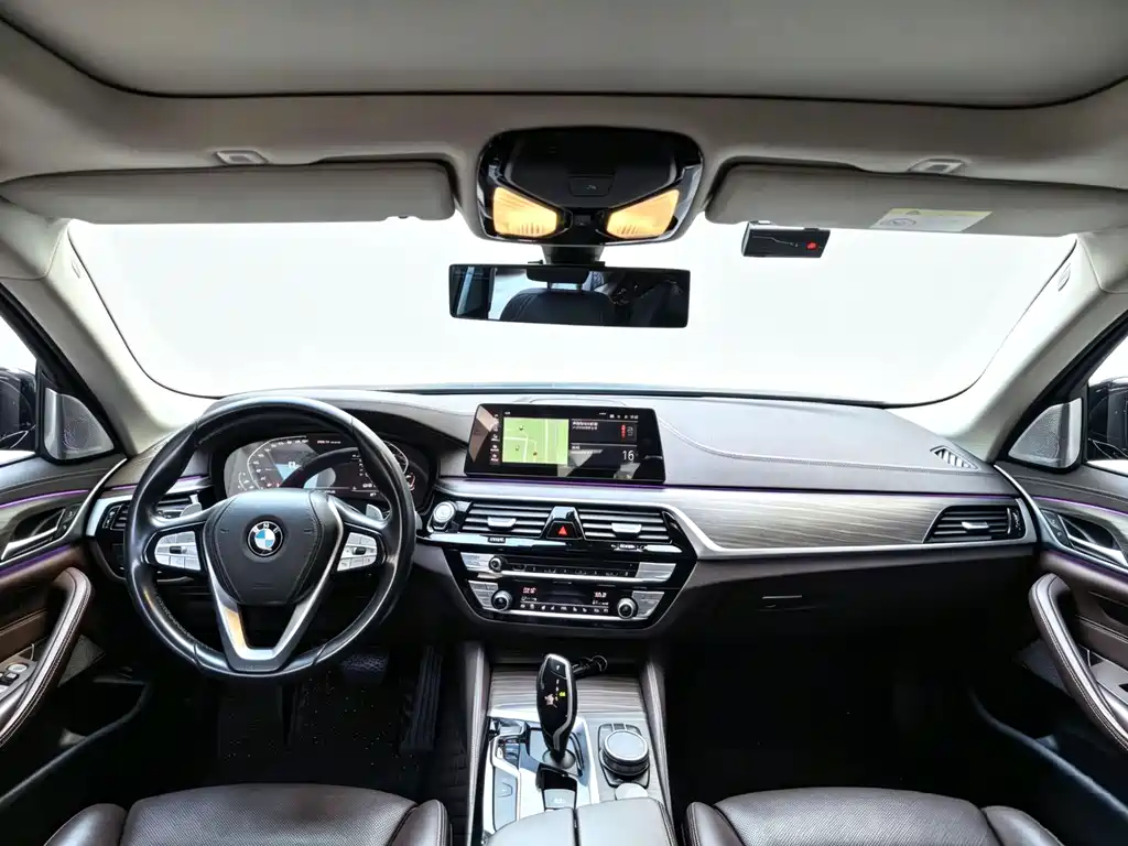 BMW 5 Series 2020 — фото 4