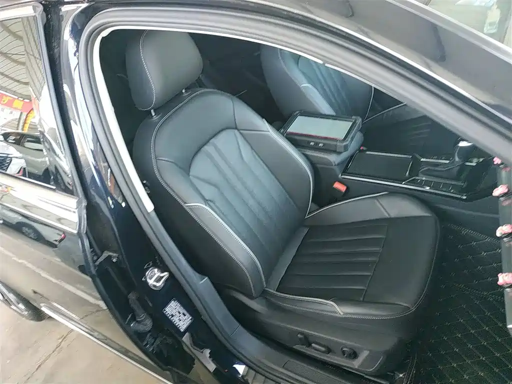 Volkswagen Passat 2023 — фото 19