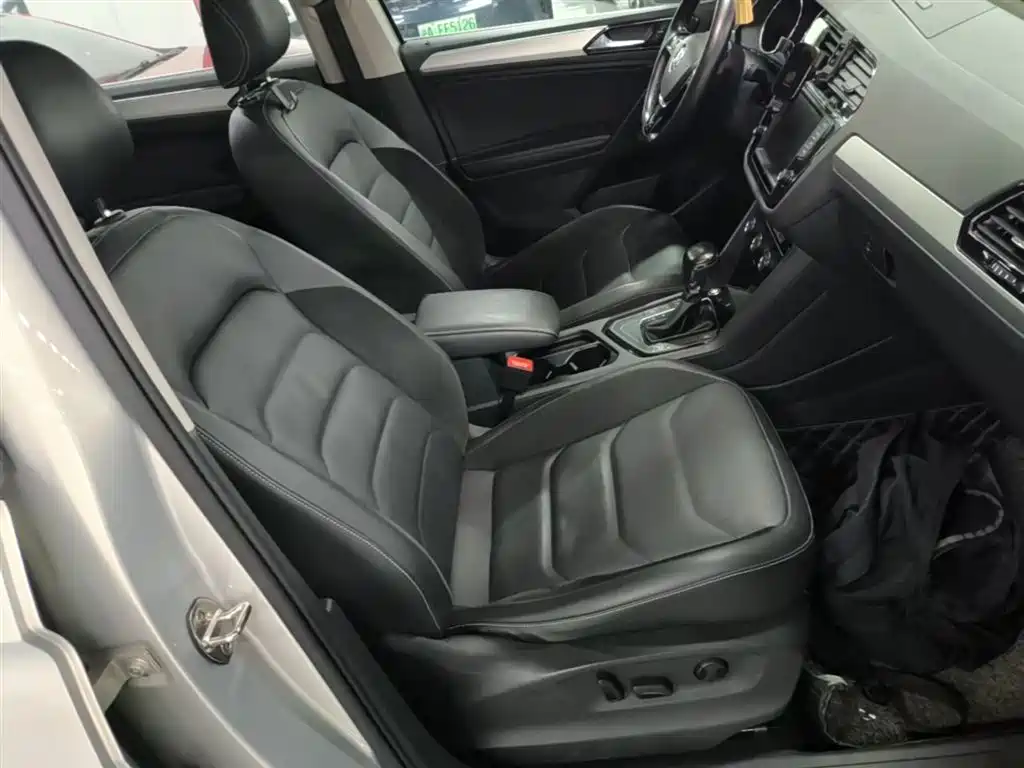 Volkswagen Tiguan L 2017 — фото 25