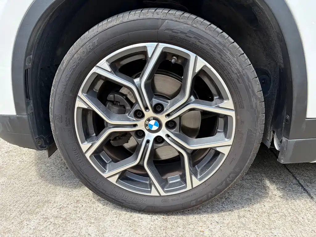 BMW X1 2022 — фото 22