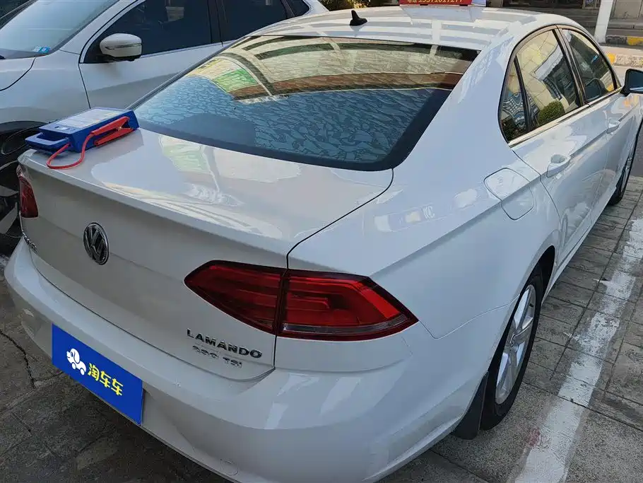 Volkswagen Lamando 2015