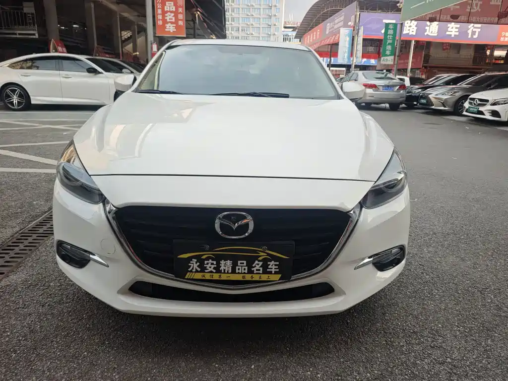 Mazda 3 Axela 2018