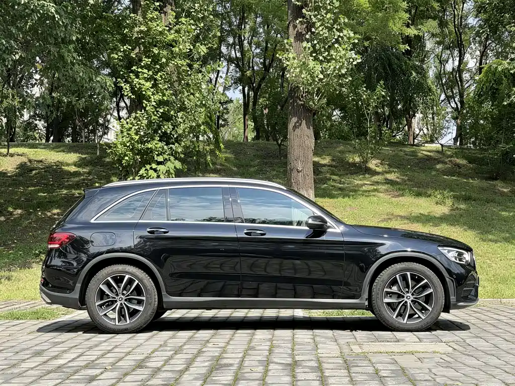 Mercedes-Benz GLC 2022