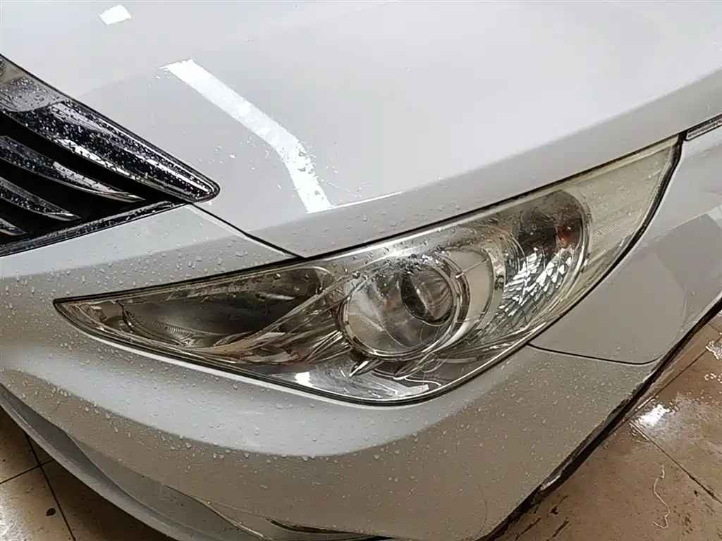 Hyundai Sonata 2014 — фото 24