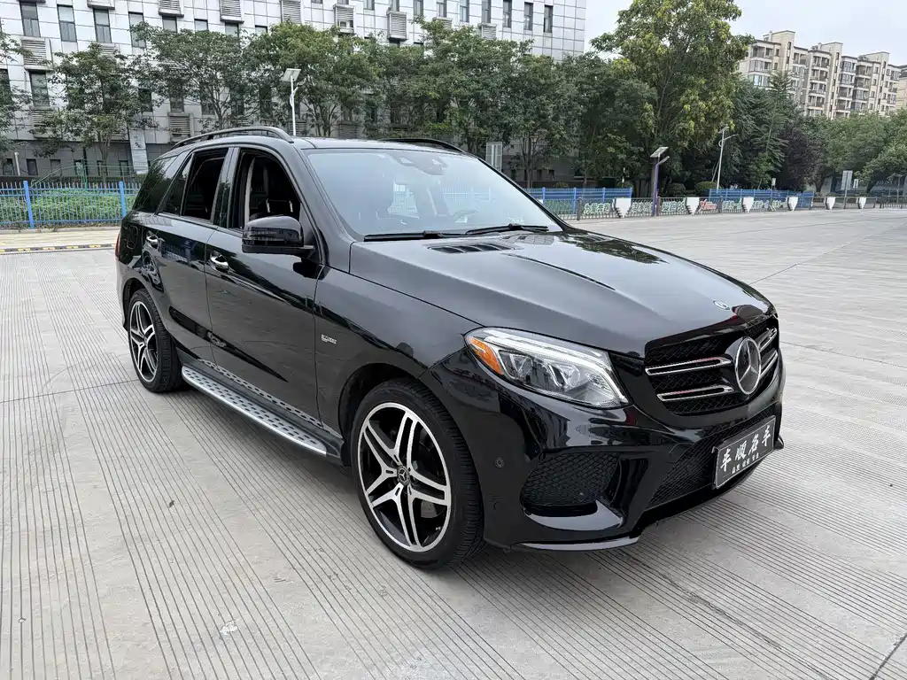 Mercedes-Benz GLE AMG 2017 — фото 3